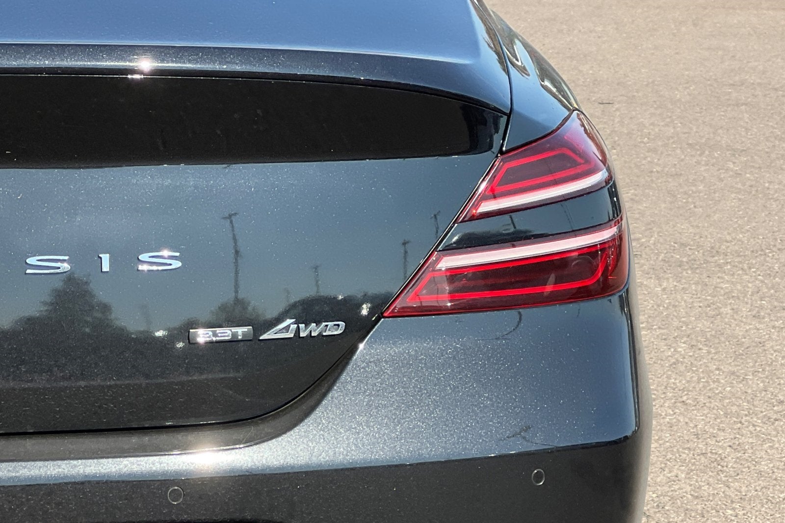 2024 Genesis G70 Base