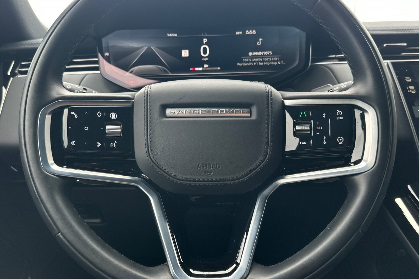 2024 Land Rover Range Rover Sport SE