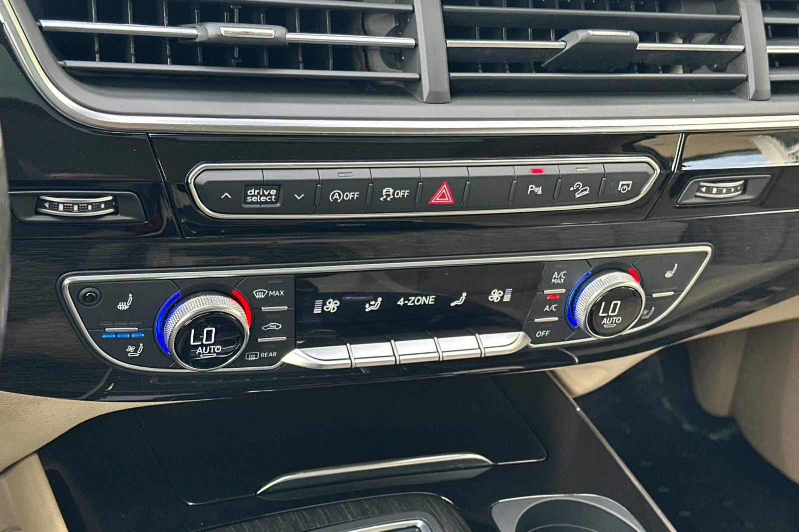 2018 Audi Q7 3.0T Prestige quattro