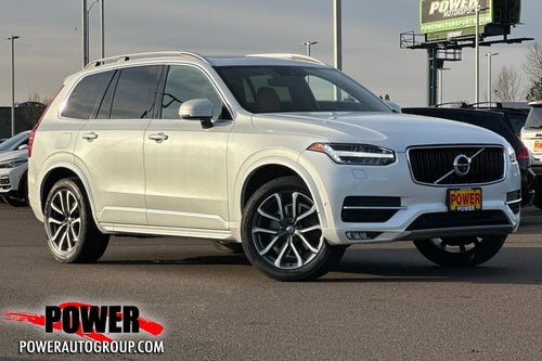 2017 Volvo XC90 T6 Momentum