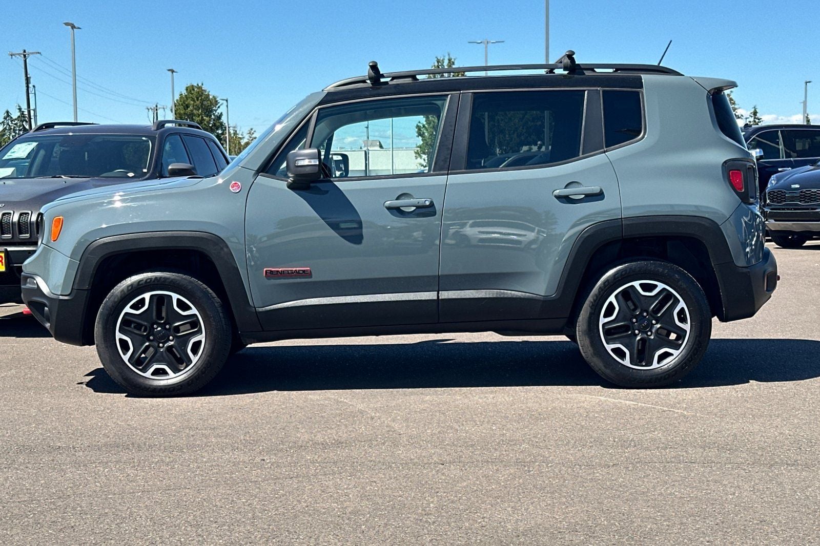 2016 Jeep Renegade Trailhawk