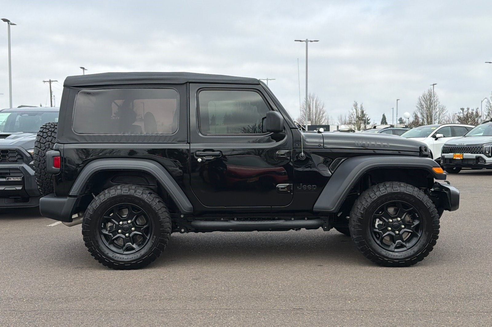 2023 Jeep Wrangler Base