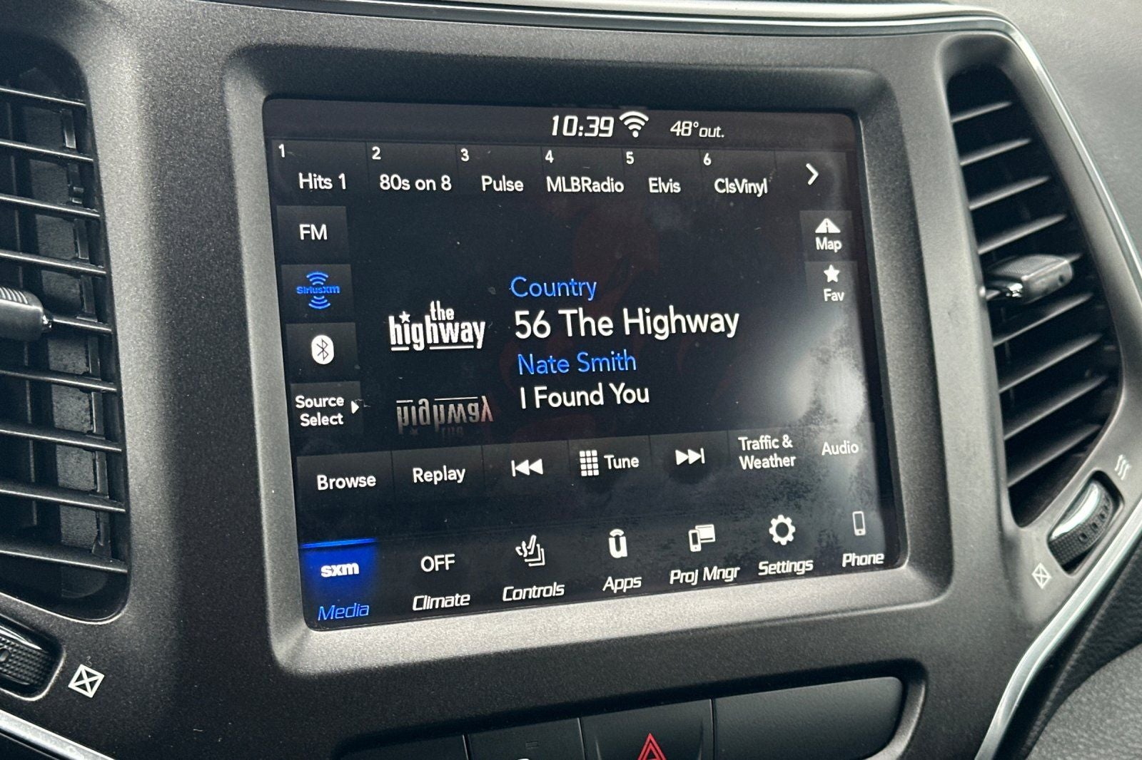 2020 Jeep Cherokee Trailhawk