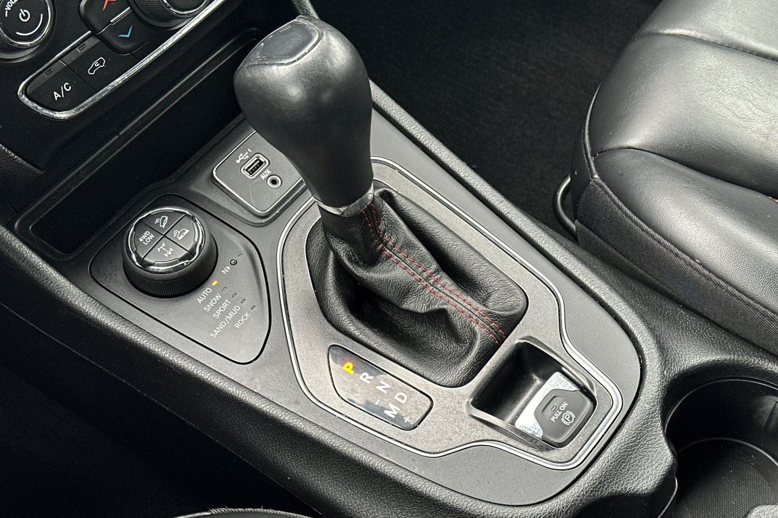 2020 Jeep Cherokee Trailhawk