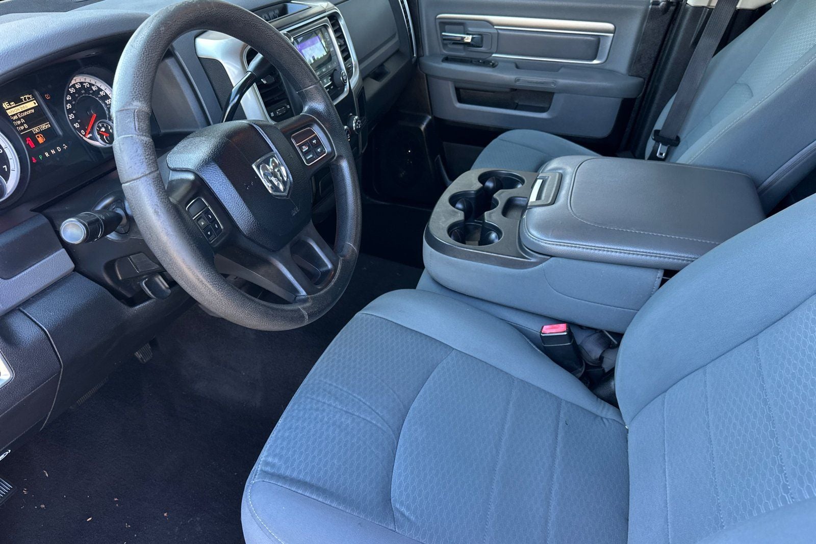 2013 RAM 1500 SLT