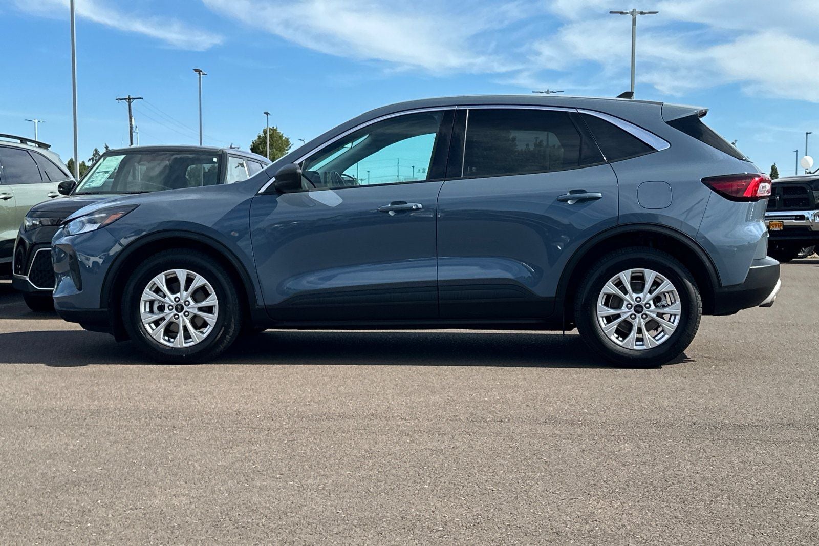 2023 Ford Escape Hybrid Active