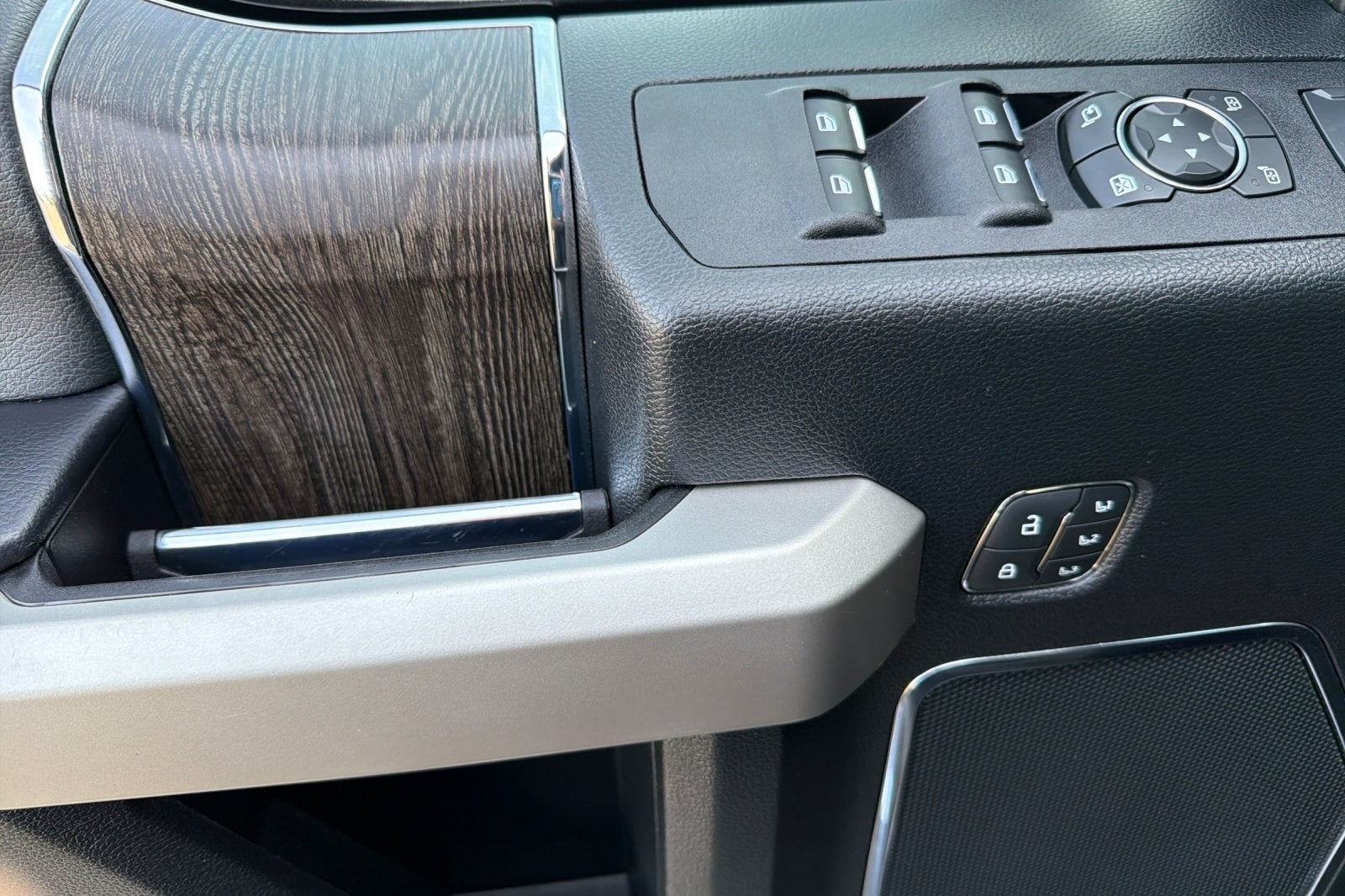 2021 Ford F-250SD Lariat