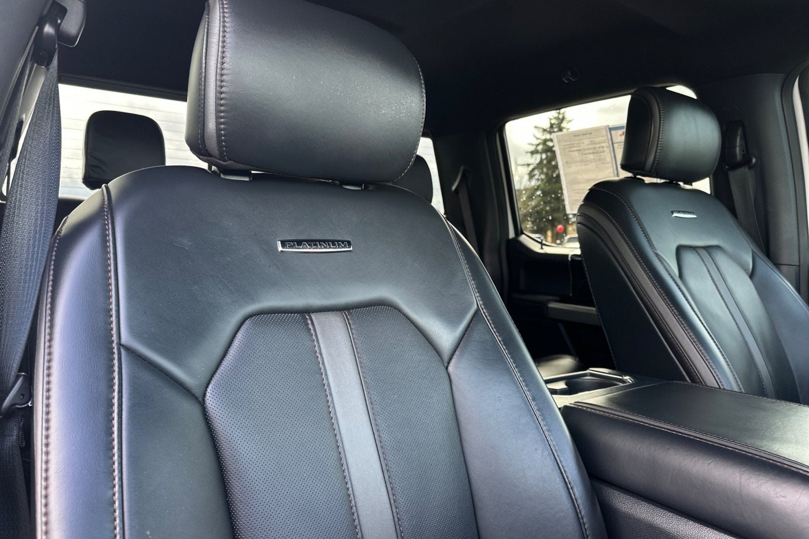 2022 Ford F-350SD Platinum