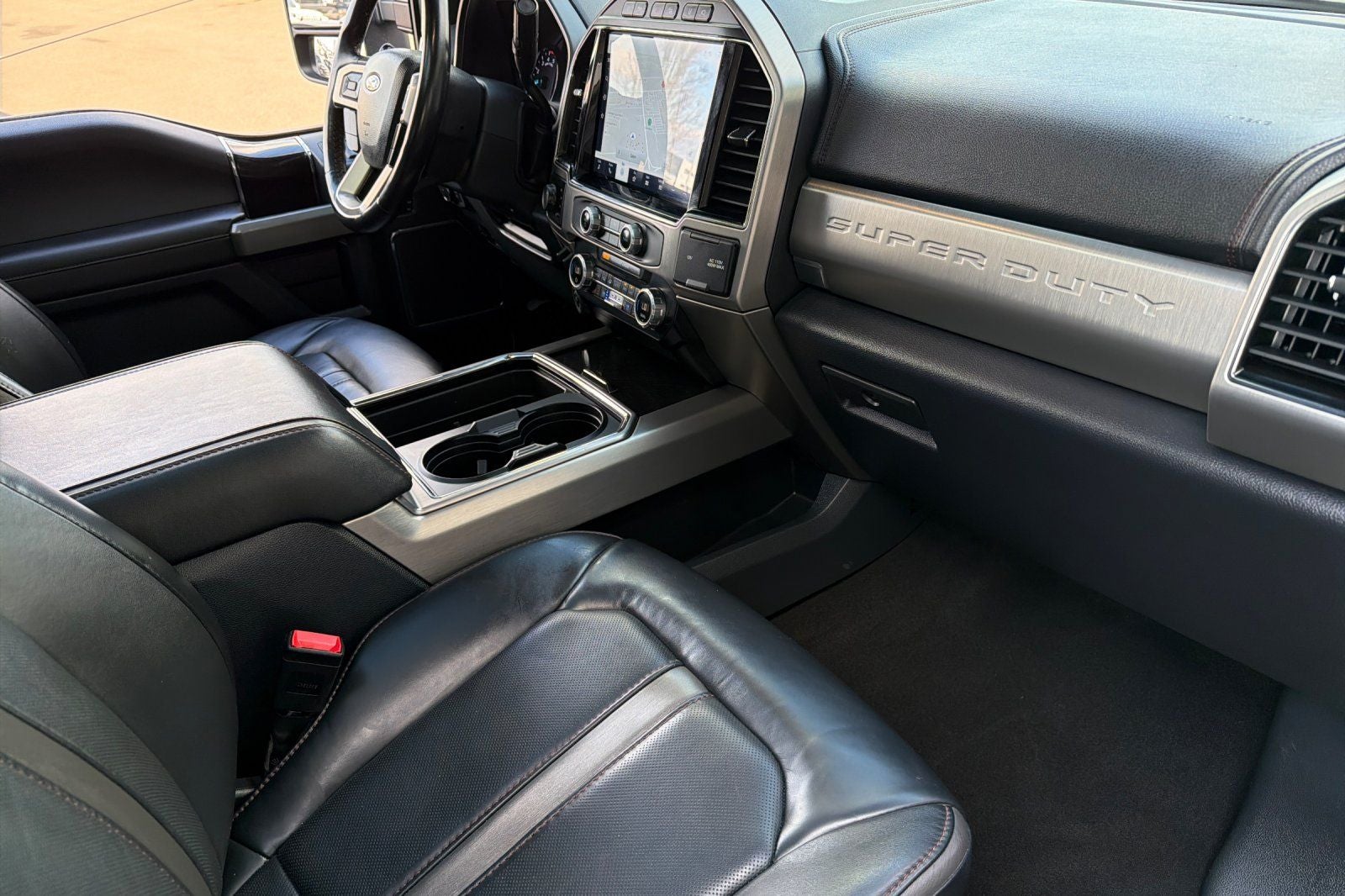 2022 Ford F-450SD Platinum