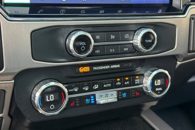 2022 Ford F-450SD Platinum