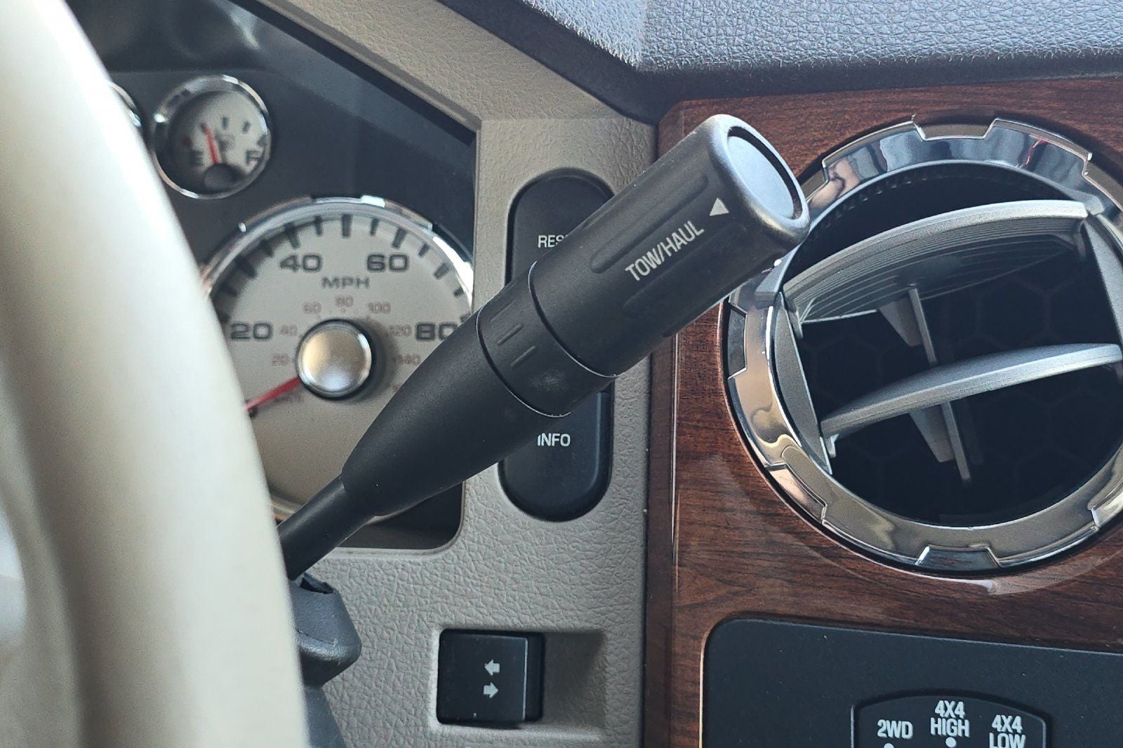 2010 Ford F-250SD Cabela's