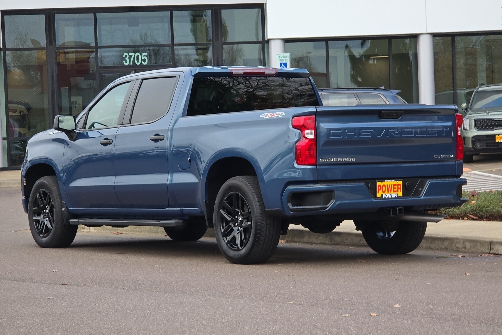 2024 Chevrolet Silverado 1500 Custom