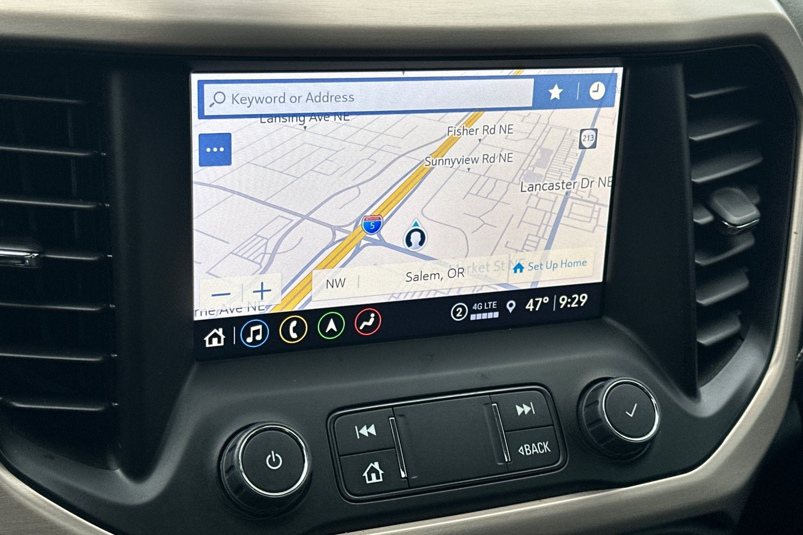 2023 GMC Acadia Denali