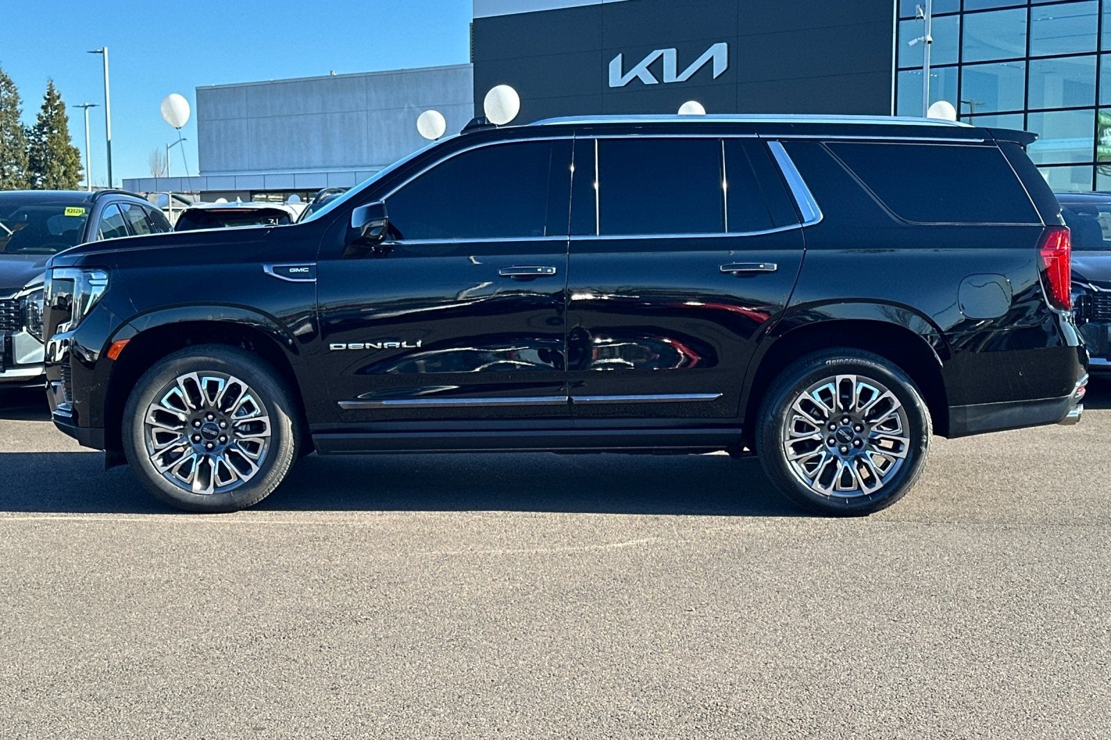 2024 GMC Yukon Denali Ultimate