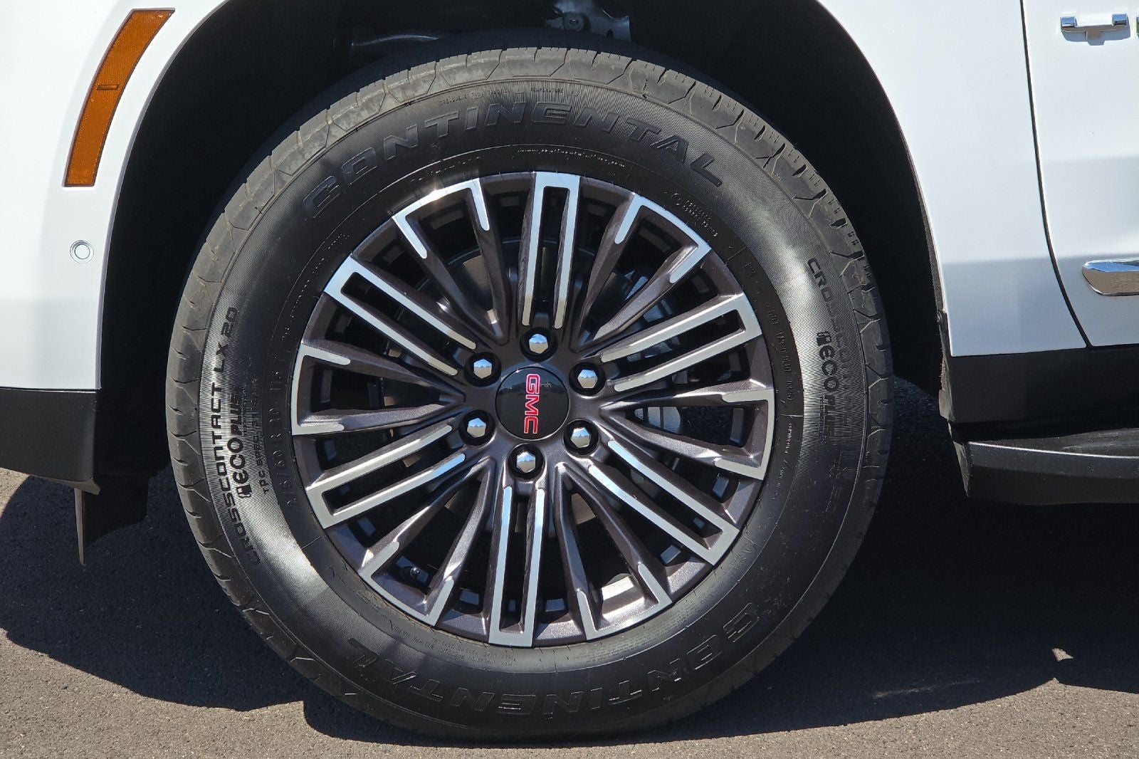 2025 GMC Yukon XL Elevation