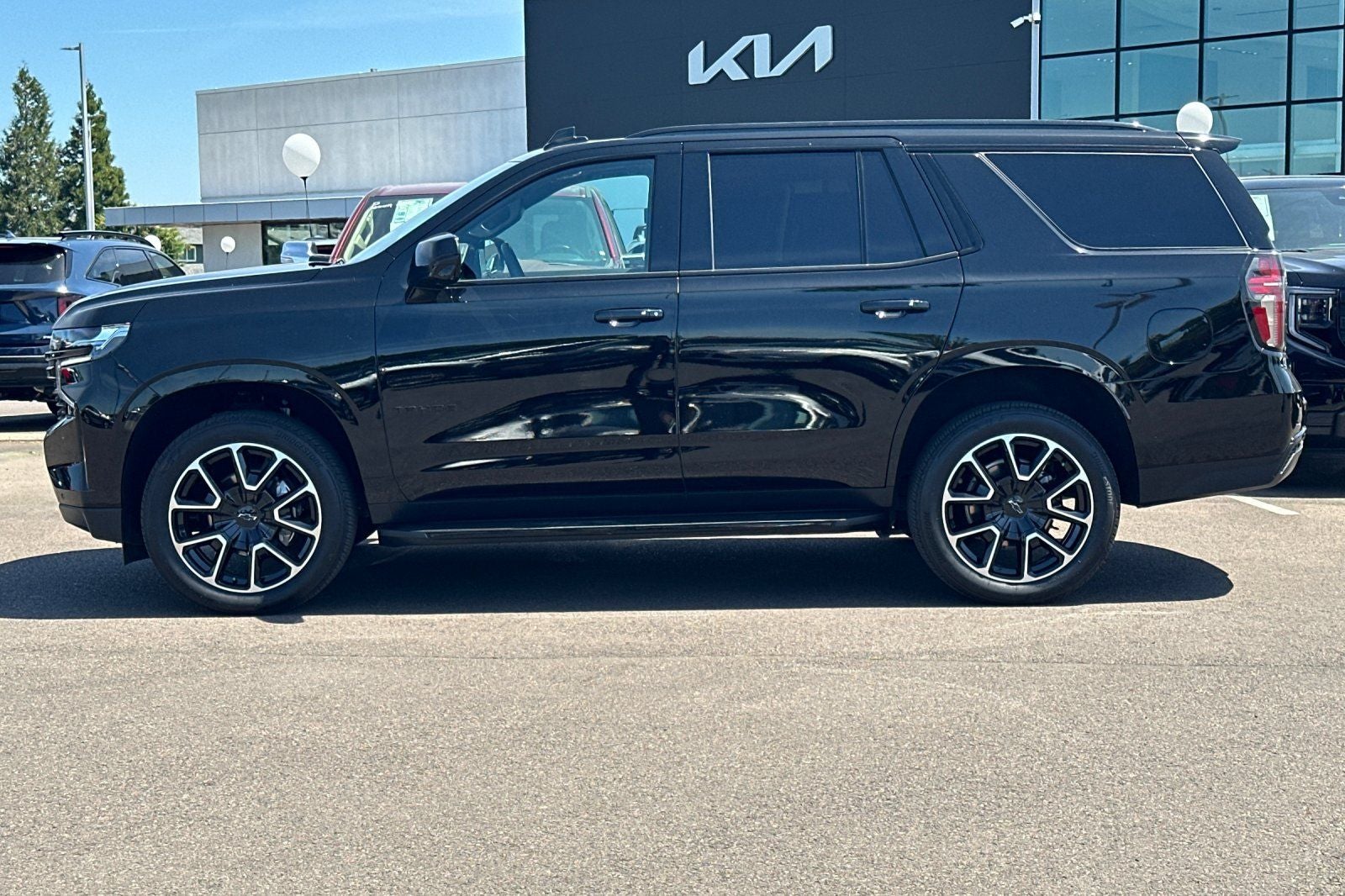 2024 Chevrolet Tahoe RST