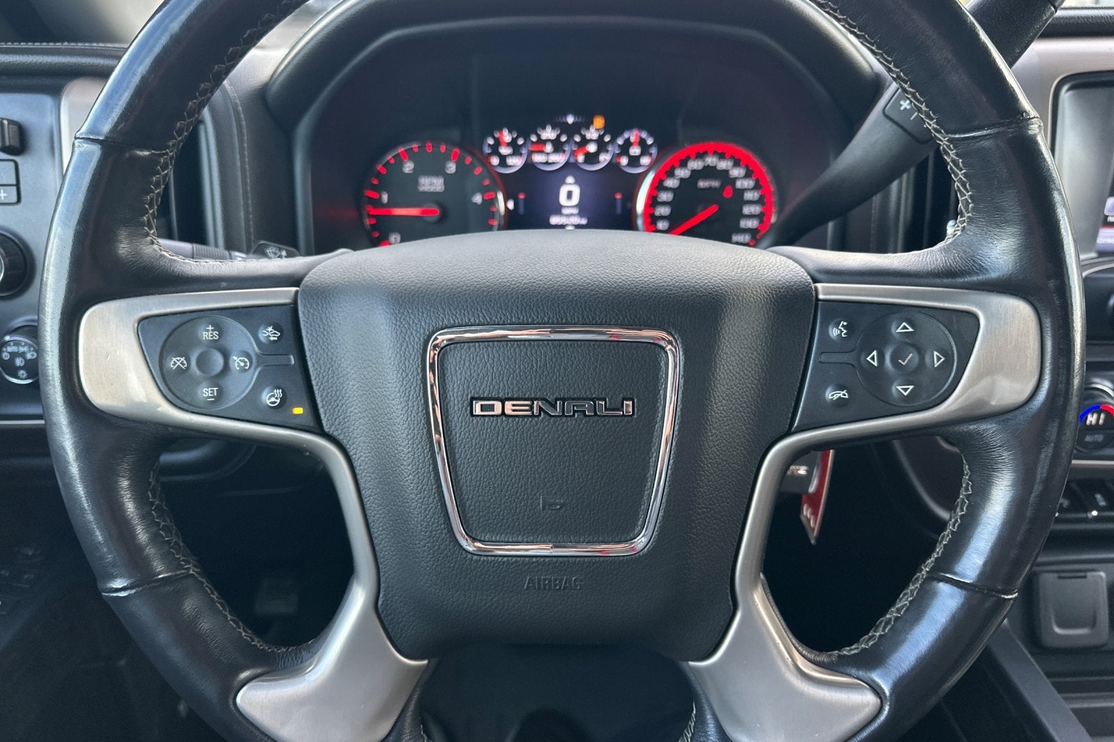 2016 GMC Sierra 2500HD Denali