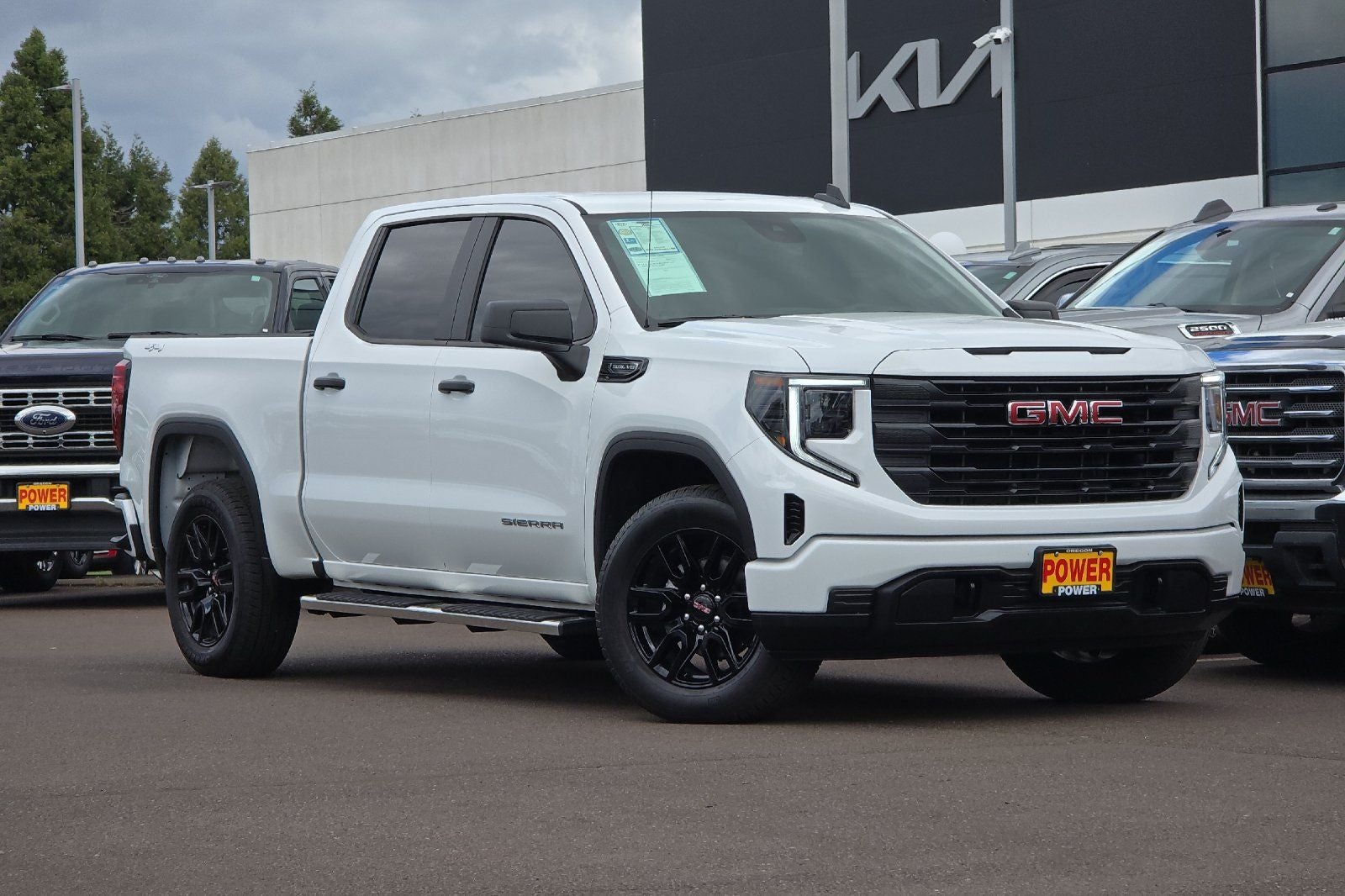 2025 GMC Sierra 1500 Pro
