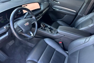 2024 Cadillac XT4 Premium Luxury