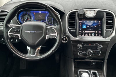 2015 Chrysler 300 Limited