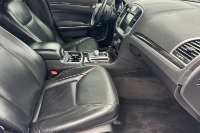 2015 Chrysler 300 Limited