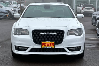 2018 Chrysler 300 S