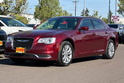 2017 Chrysler 300 Limited