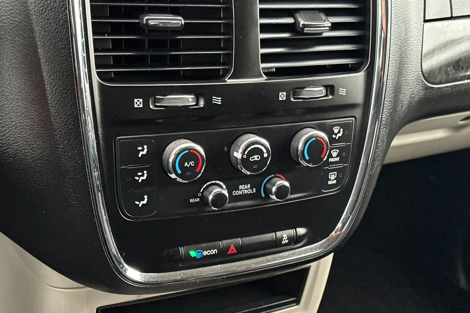 2014 Dodge Grand Caravan SE