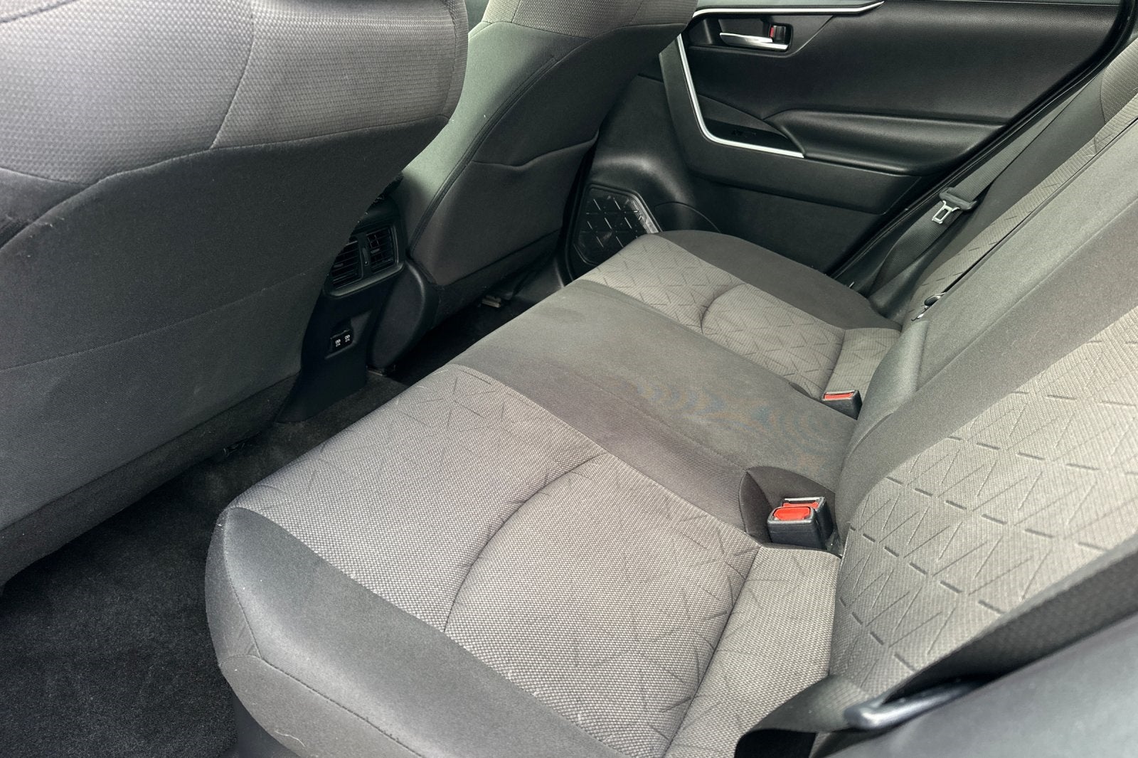 2019 Toyota RAV4 Hybrid XLE