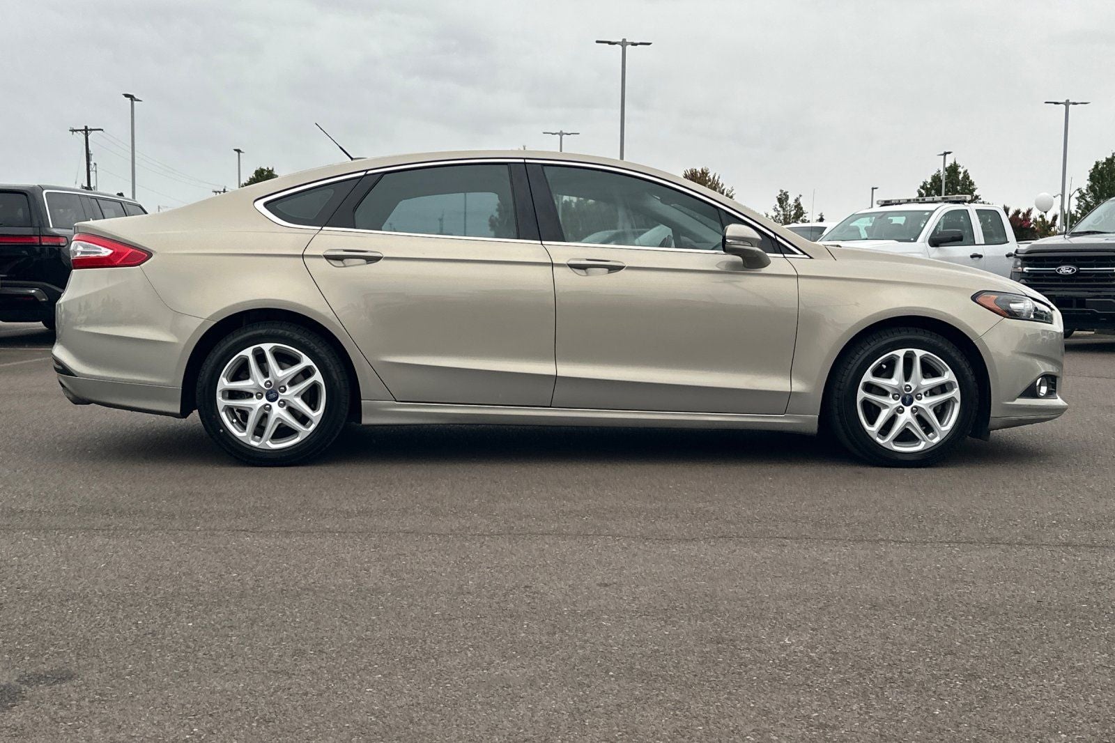 2015 Ford Fusion SE