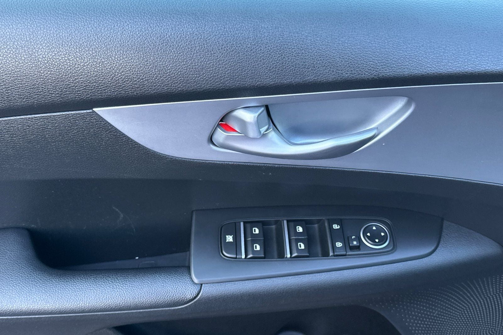 2023 Kia Forte LX