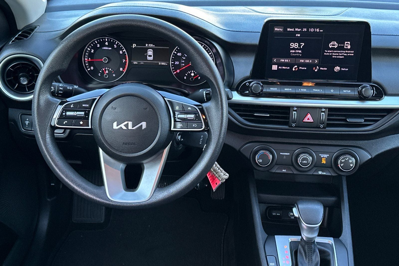 2023 Kia Forte LX