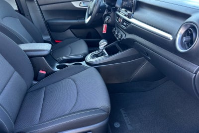 2023 Kia Forte LX