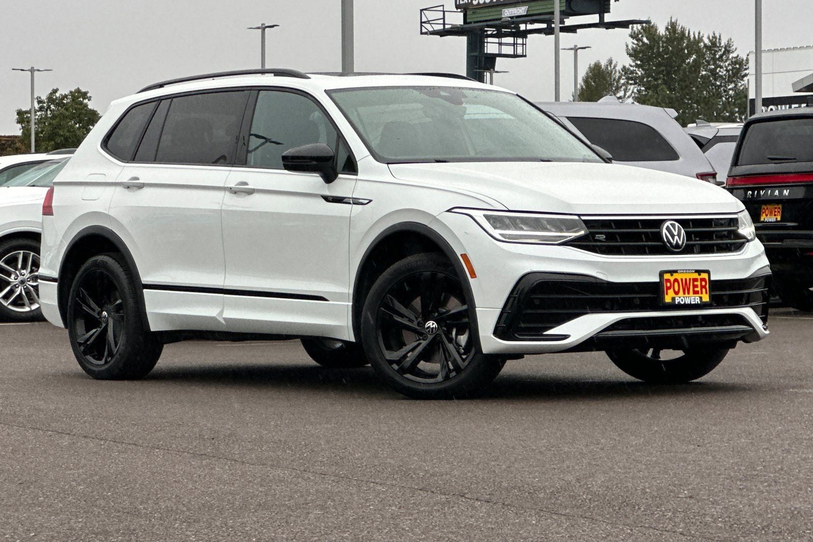 2023 Volkswagen Tiguan 2.0T SE R-Line Black