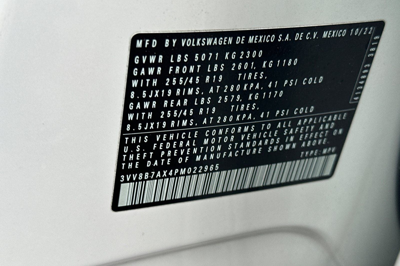 2023 Volkswagen Tiguan 2.0T SE R-Line Black