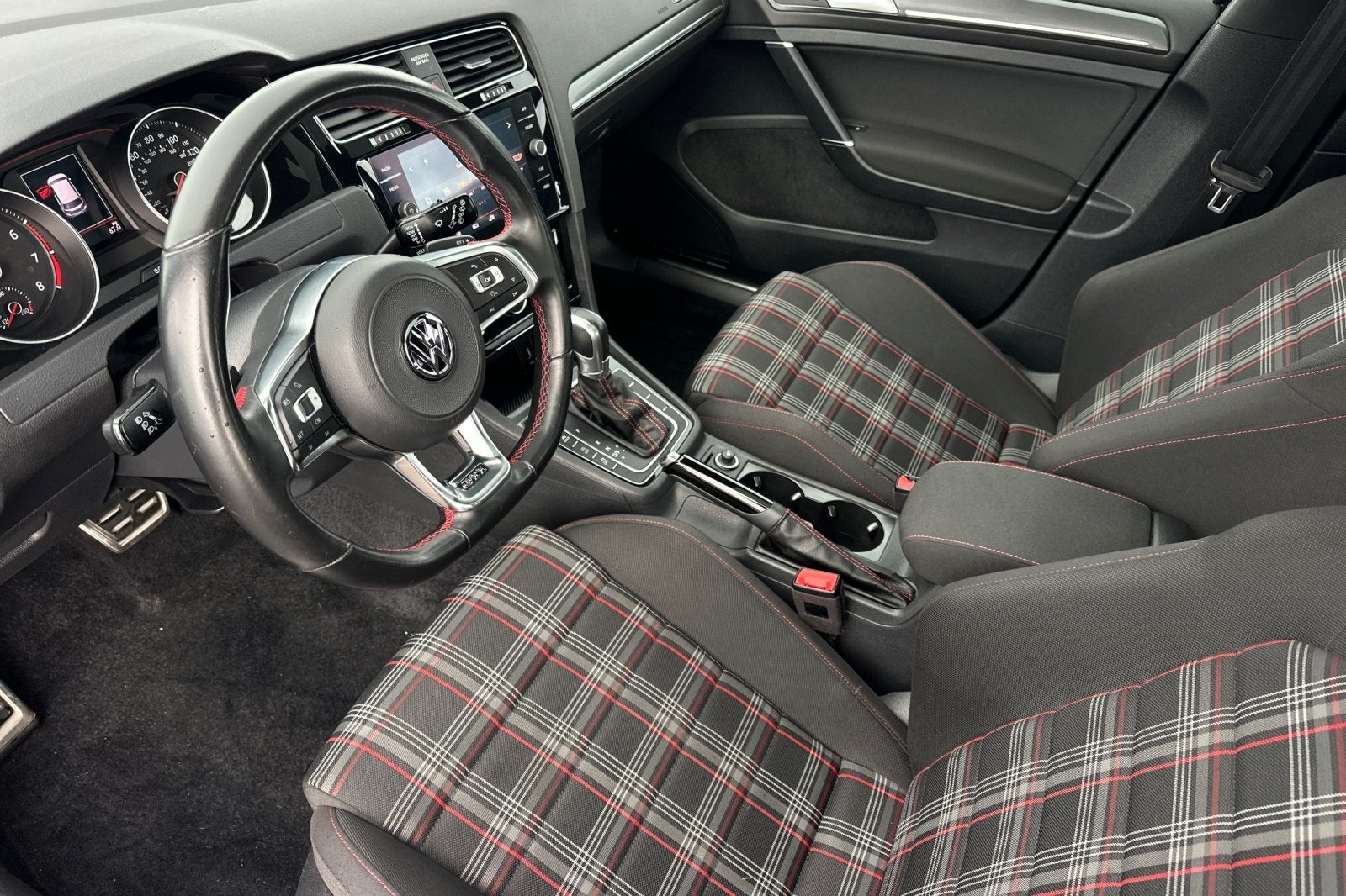 2018 Volkswagen Golf GTI 2.0T SE