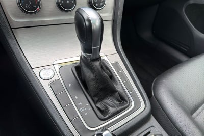 2016 Volkswagen Golf SportWagen SE