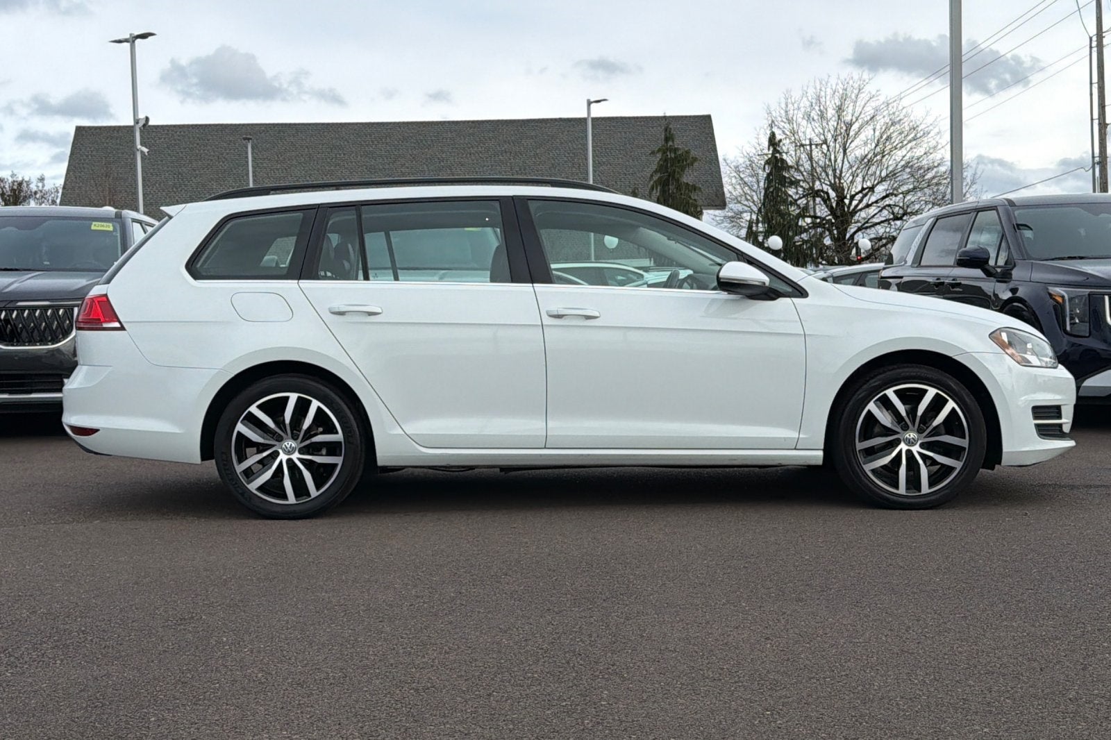 2016 Volkswagen Golf SportWagen SE