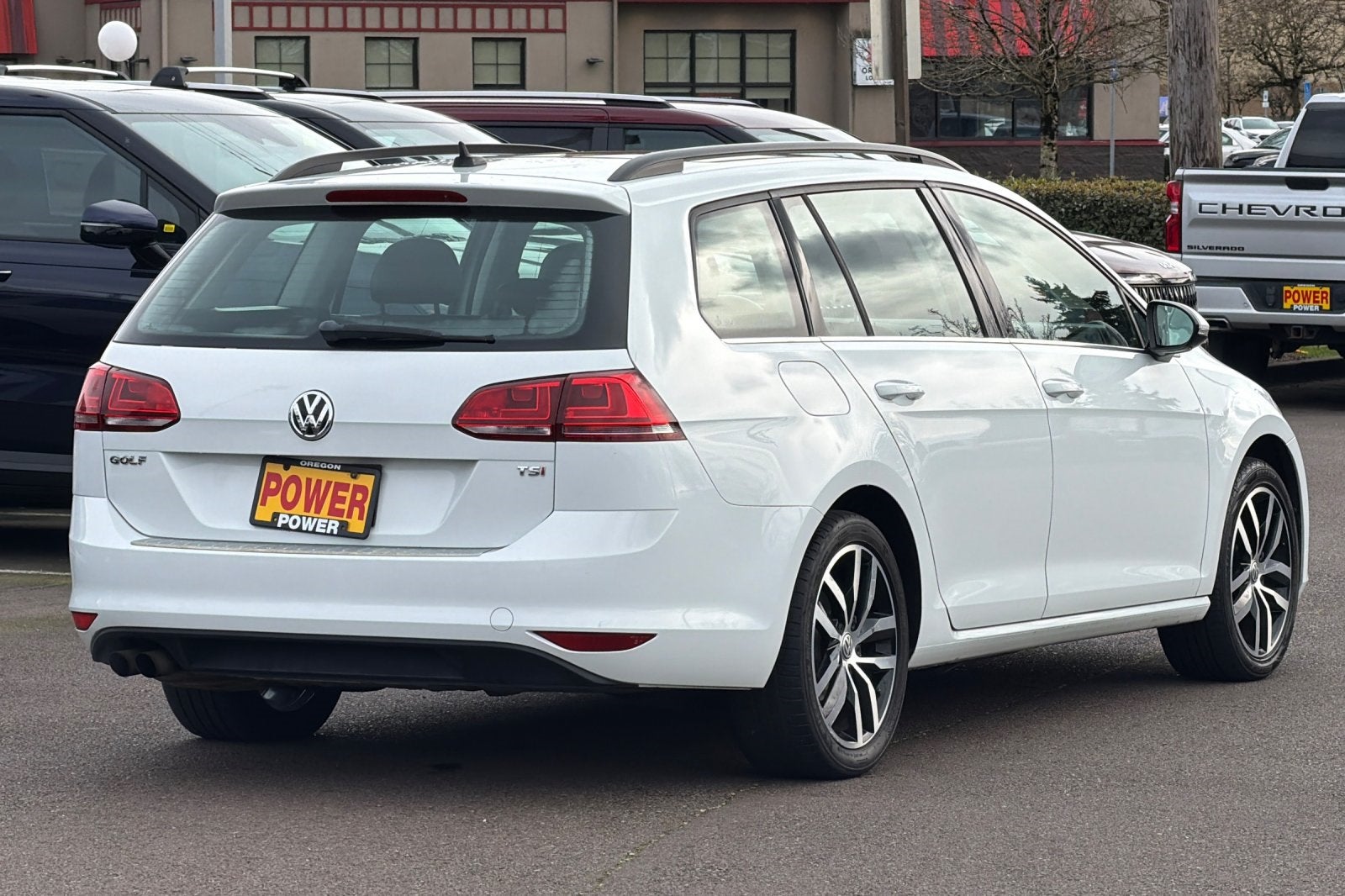 2016 Volkswagen Golf SportWagen SE