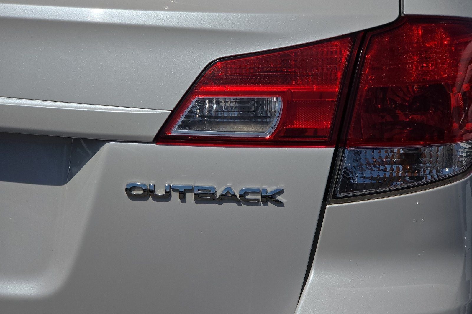 2011 Subaru Outback 2.5i Limited