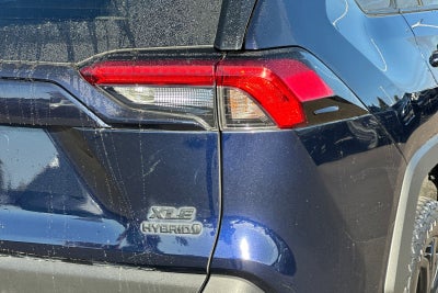 2022 Toyota RAV4 Hybrid XLE Premium