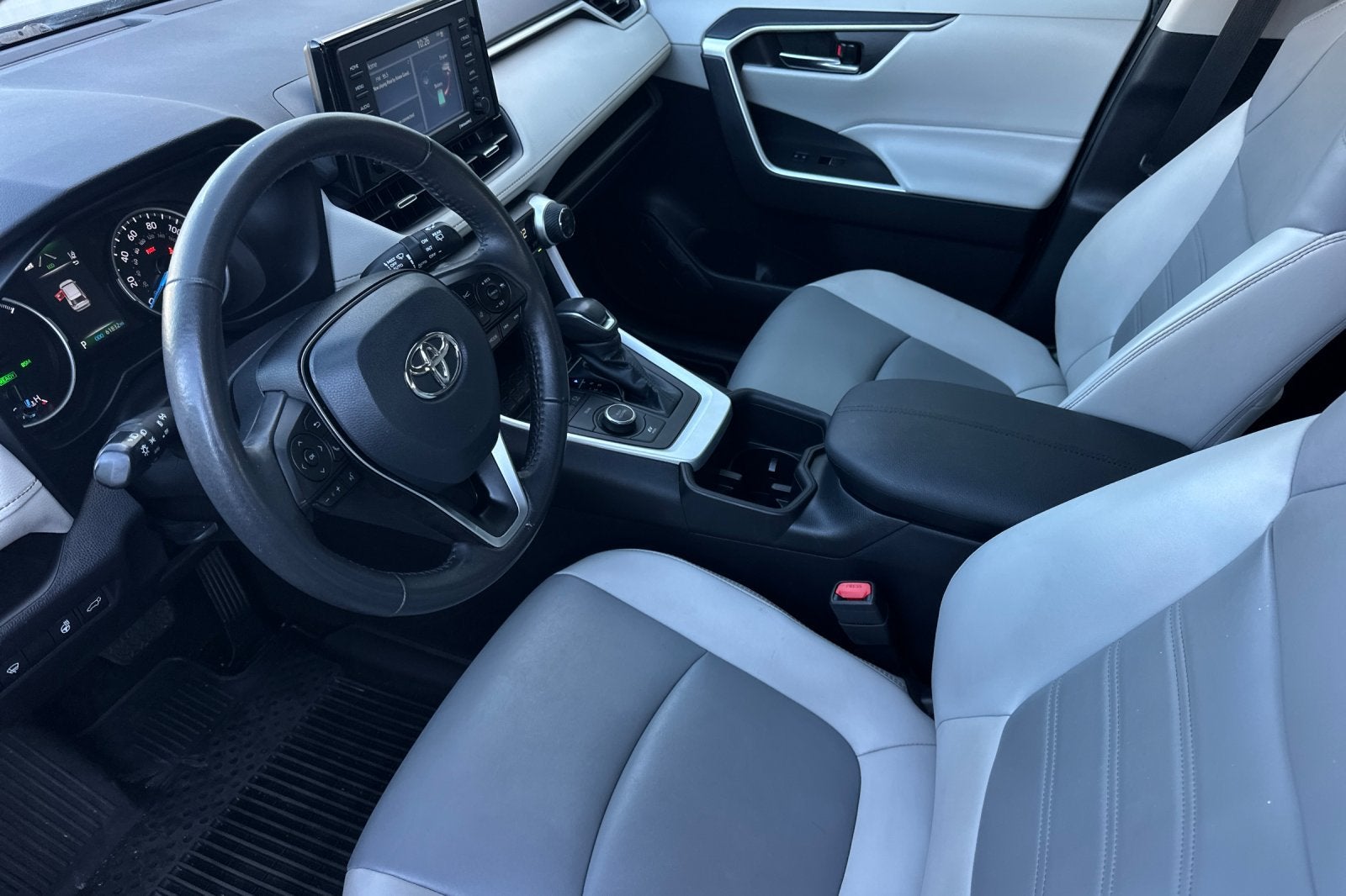 2022 Toyota RAV4 Hybrid XLE Premium