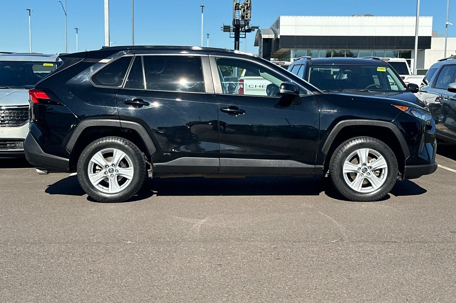 2021 Toyota RAV4 Hybrid LE