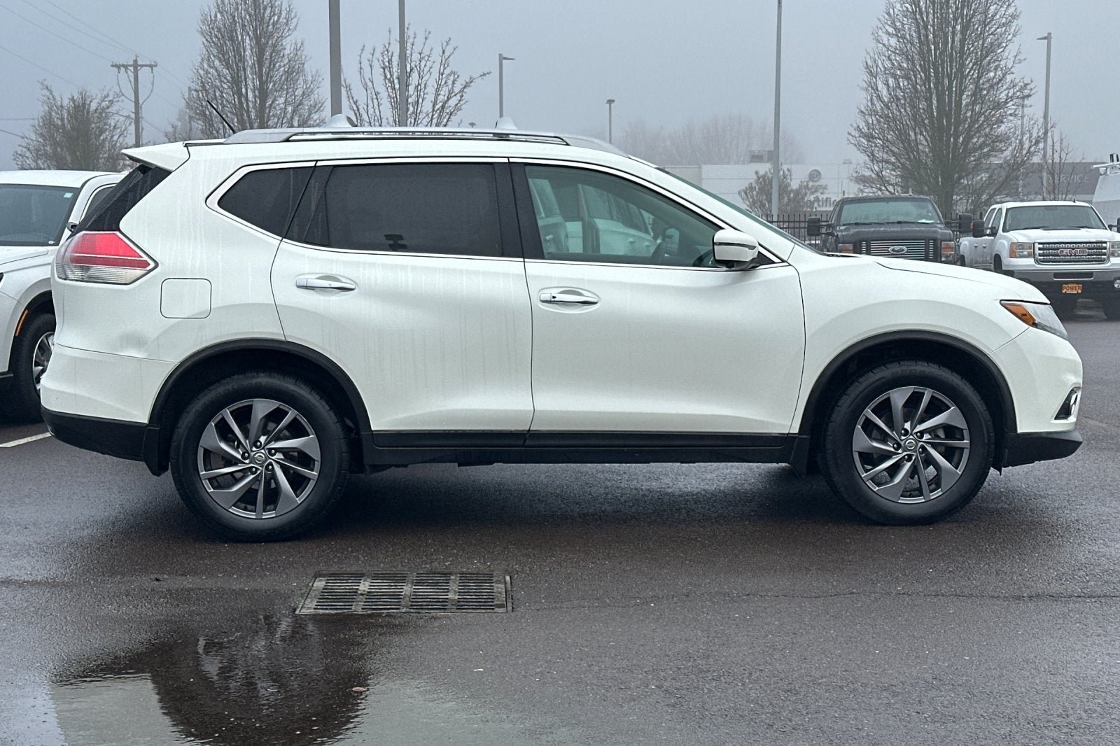 2016 Nissan Rogue SL