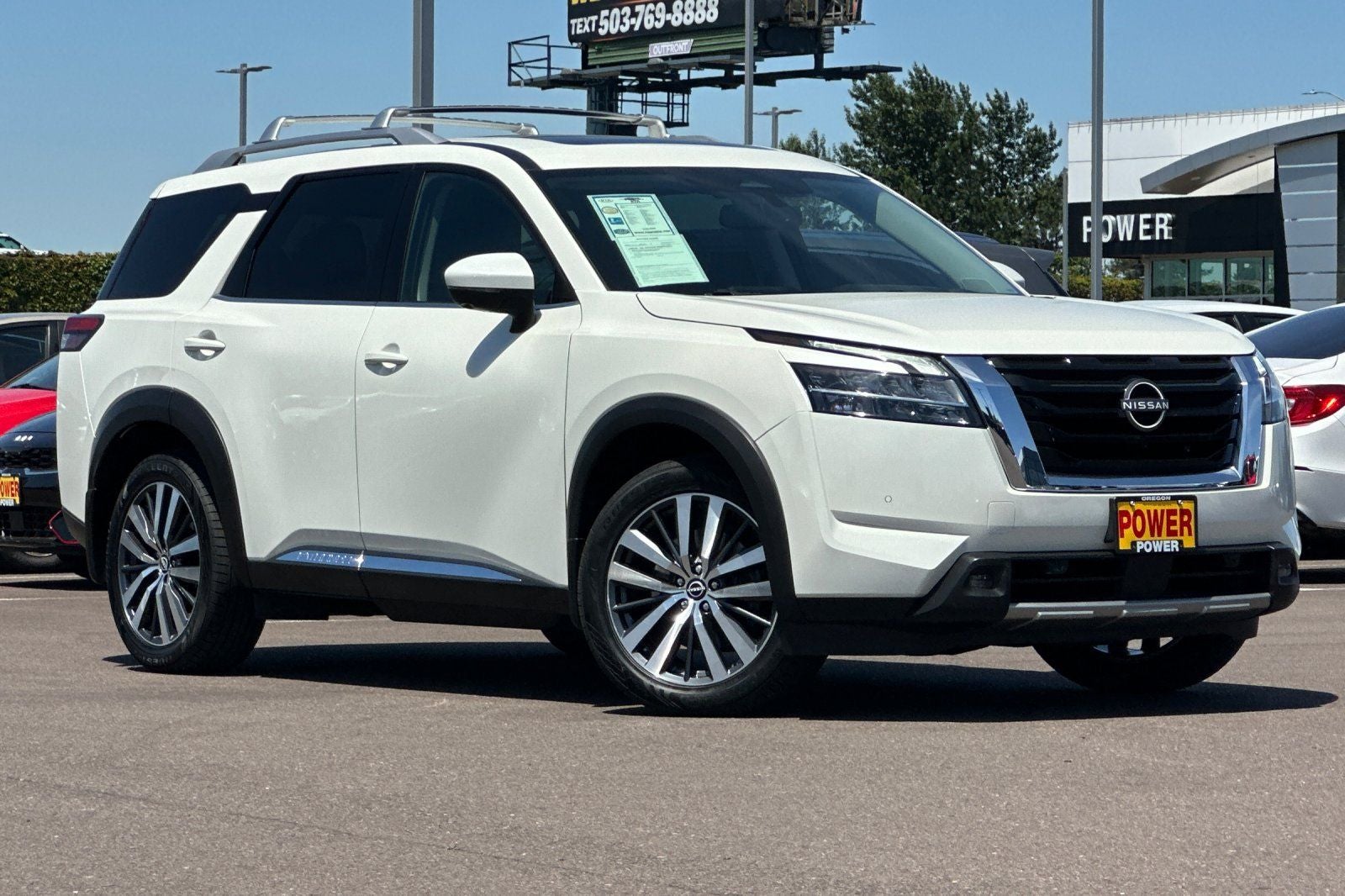 2022 Nissan Pathfinder Platinum