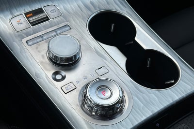 2026 Genesis Electrified GV70 STANDARD