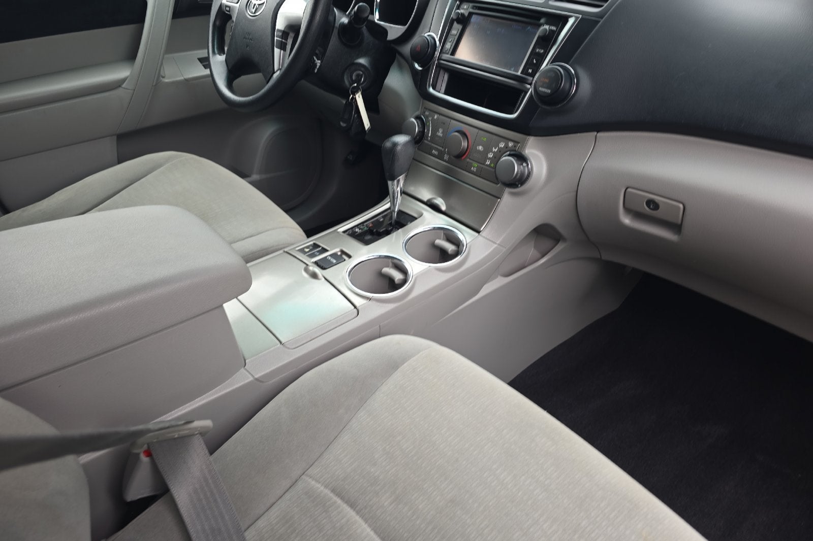2013 Toyota Highlander Base Plus V6