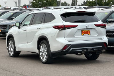 2022 Toyota Highlander Limited