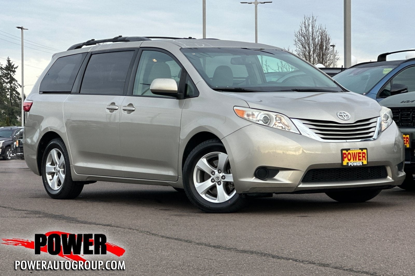 2015 Toyota Sienna LE