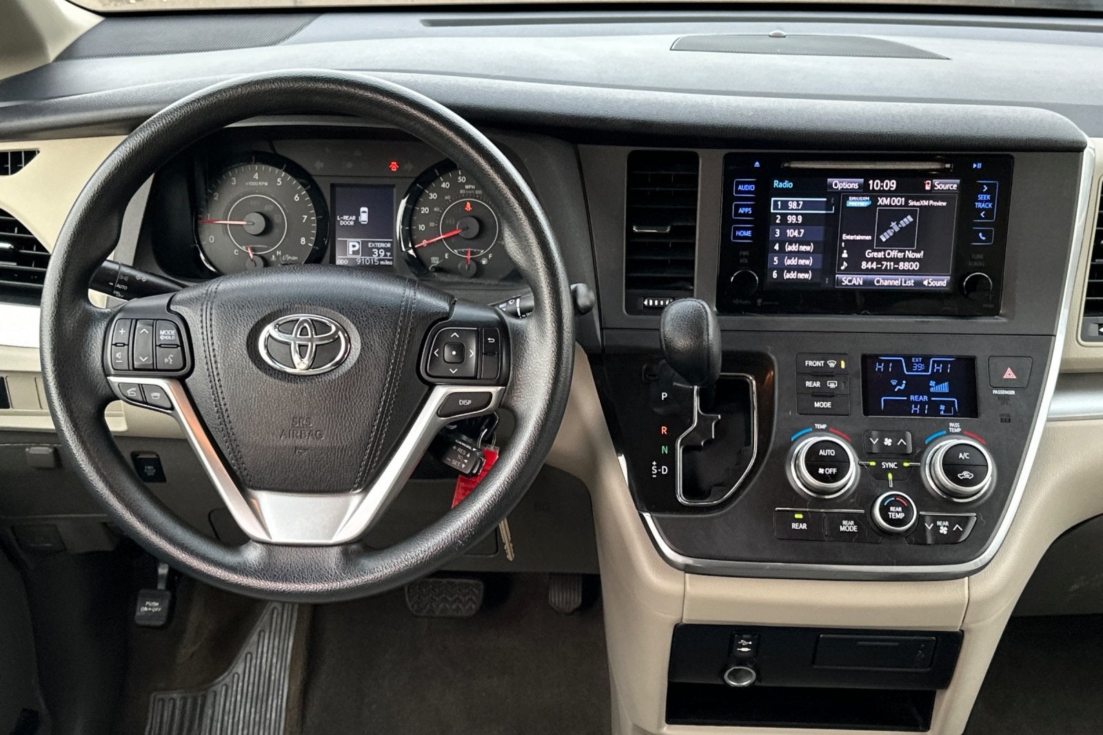 2015 Toyota Sienna LE